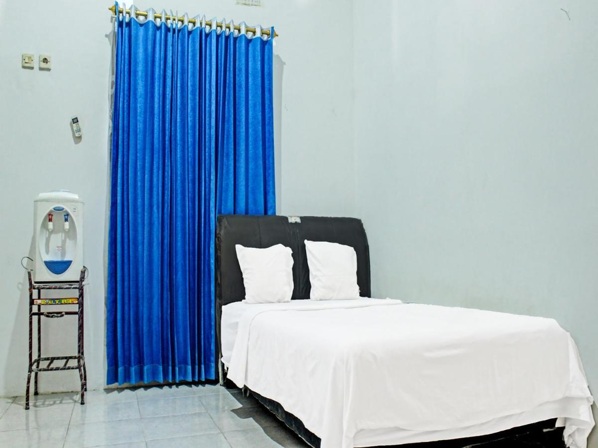 Oyo 91416 Puri 88 Homestay Kupang  Exterior foto